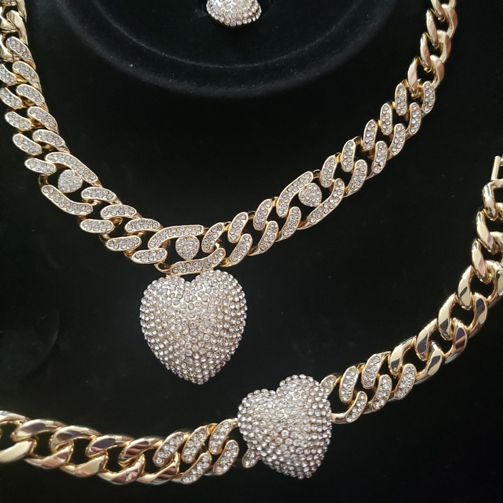 Neclace, bracelet, earrings and ring too!